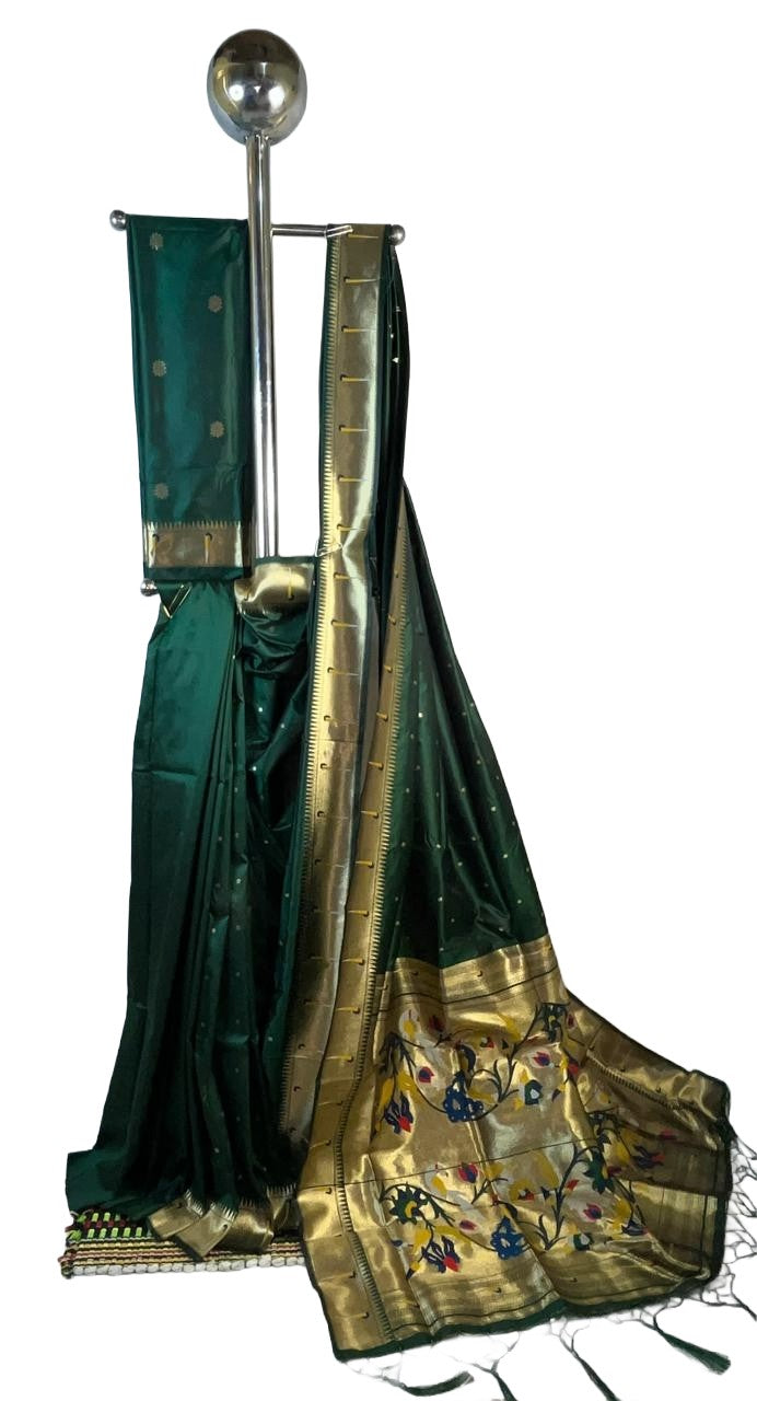 Emerald Green Art Silk Saree with Running Blouse and Heavy Zari Pallu